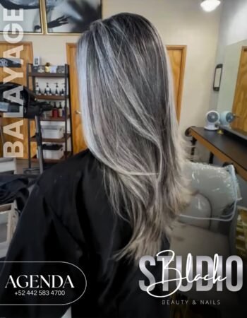 BLACK STUDIO Beauty & Nails