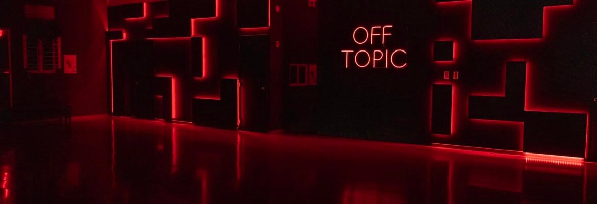 OFF TOPIC Dance Studio